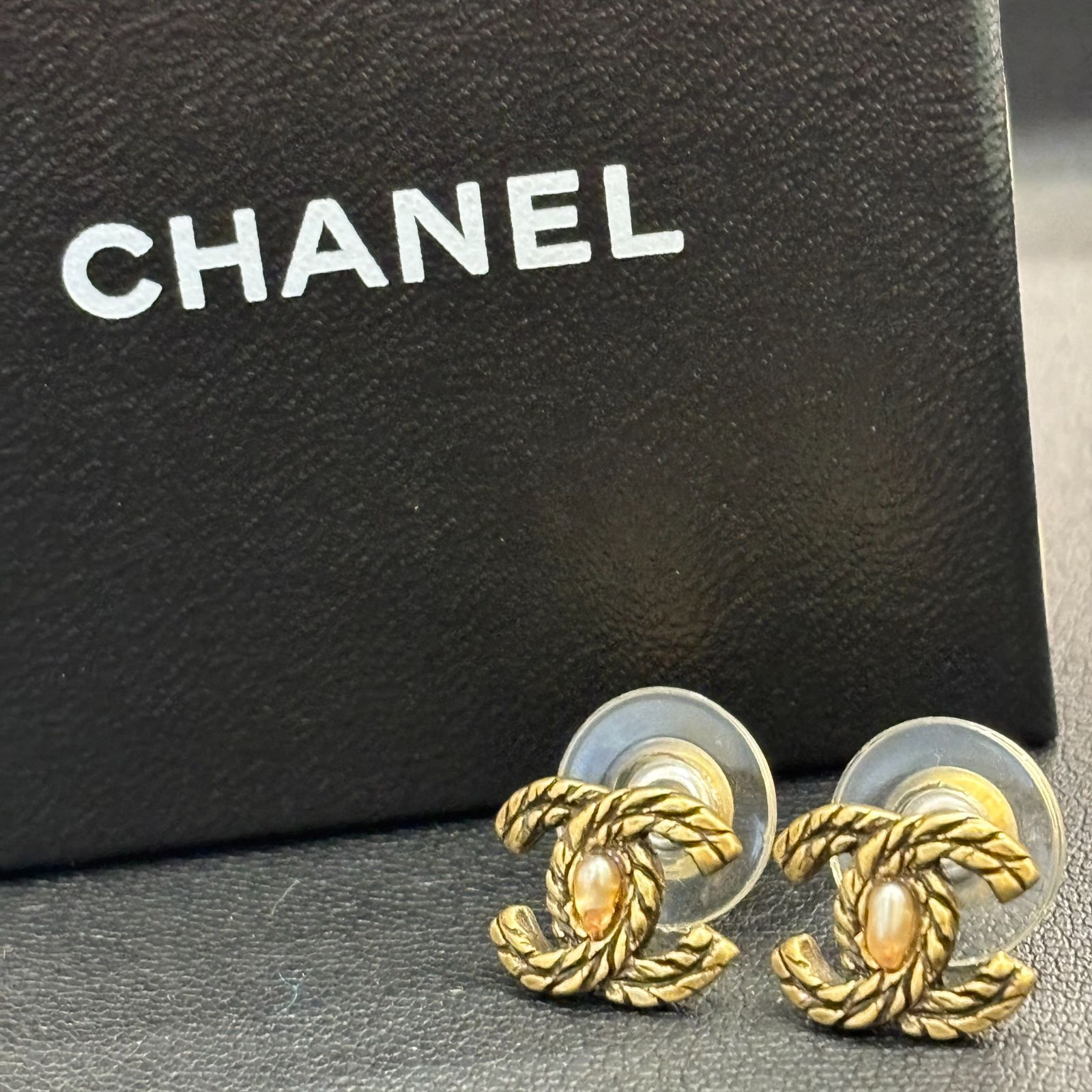 未使用　CHANEL シャネル　ピアス CHANEL シャネル ココ スタッドピアス B23K 2023-24 AW 秋冬