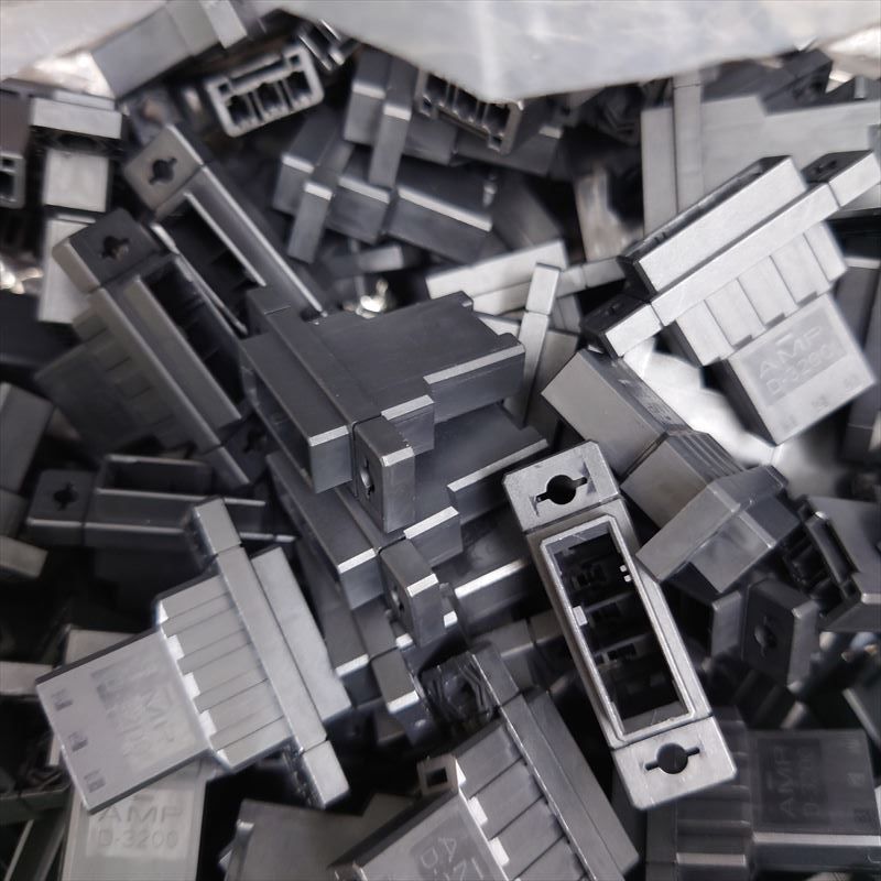 mocchi出品 1-179553-3,コネクタ/ハウジング,タイコエレクトロニクス(AMP),182個