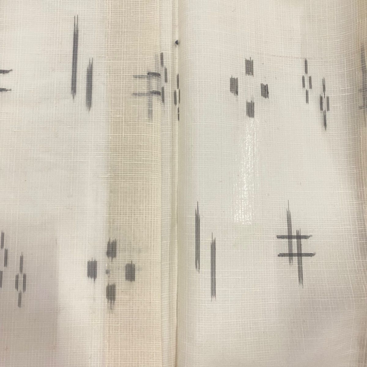 紬 身丈157.5cm 裄丈61cm S 薄物 夏紬 井桁絣 絣柄 クリーム 正絹 名品  