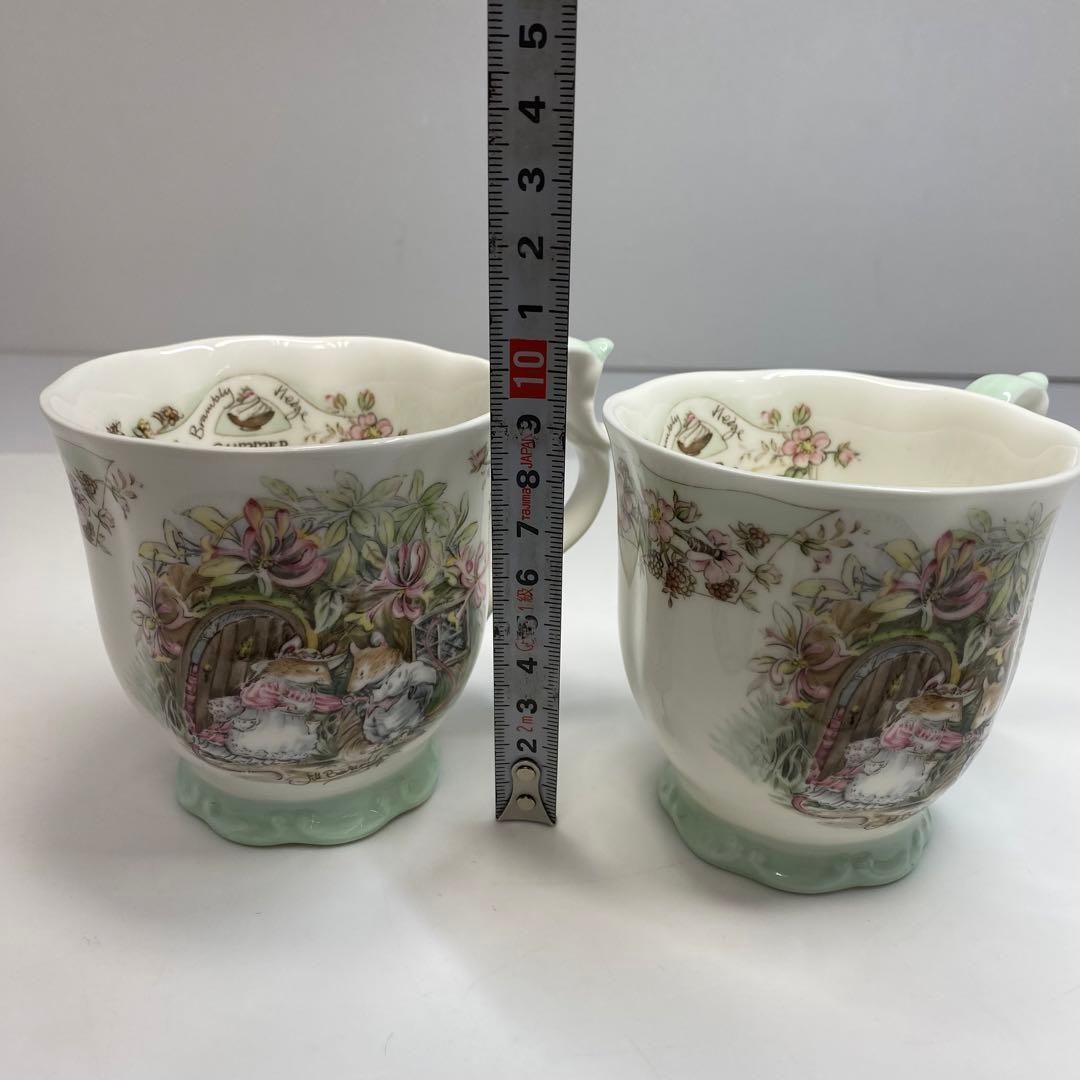 ロイヤルドルトン ブランベリーヘッジ