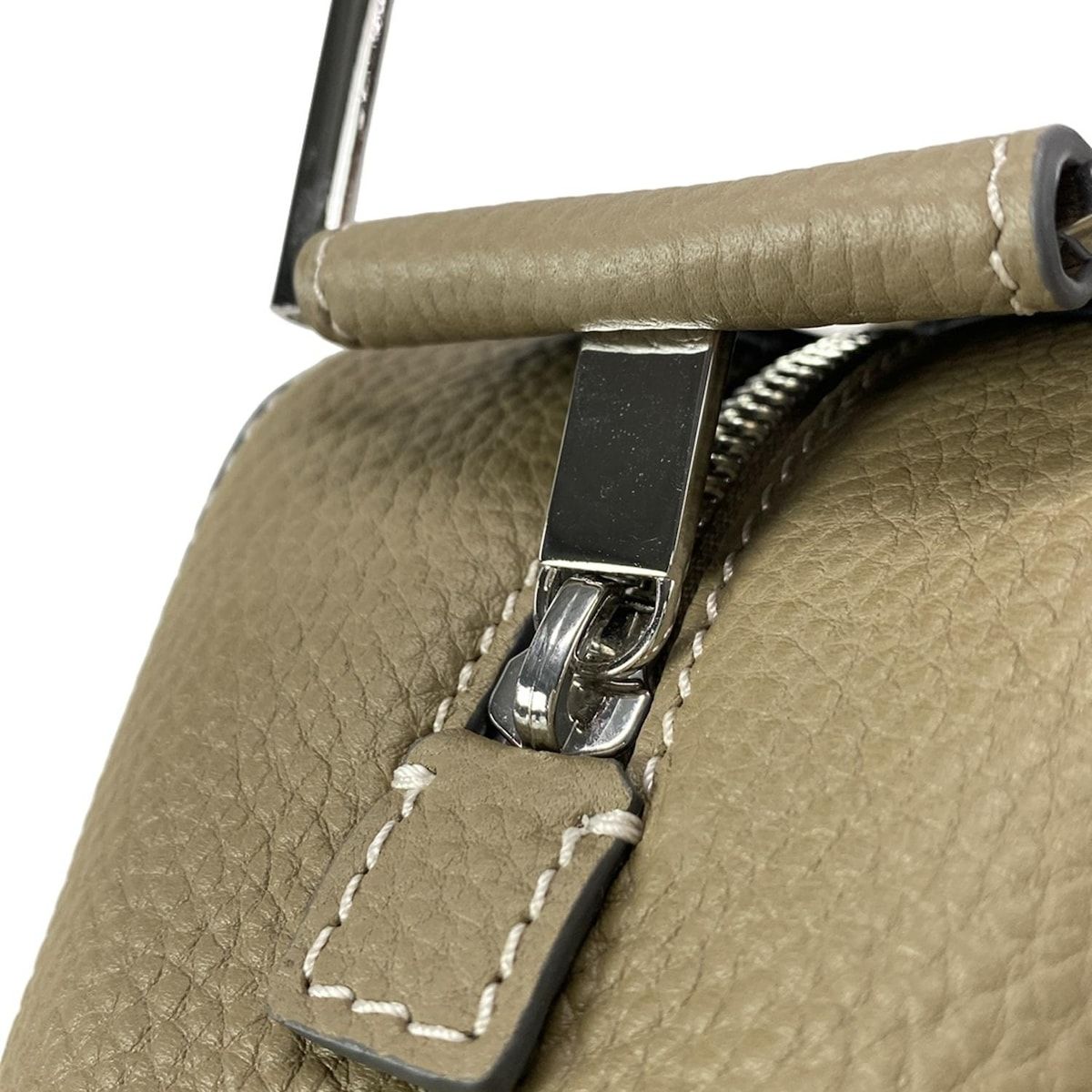 デルボー ハンドバッグ