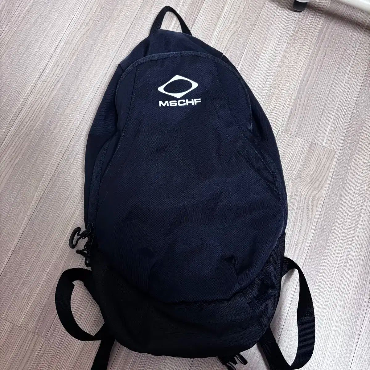 MSCHF(ミスチーフ) リュック ブラック