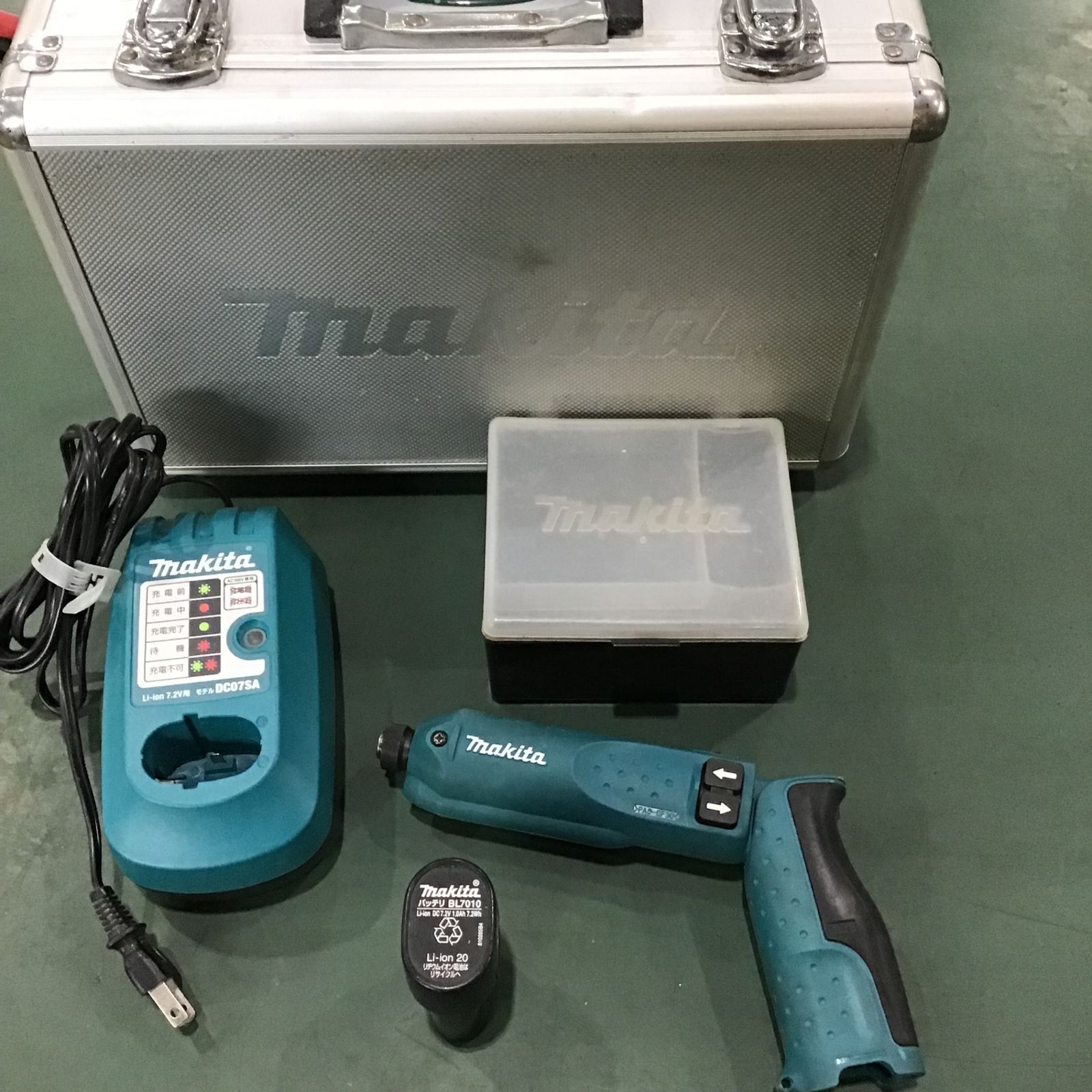 〇マキタ(makita)コードレスペンインパクトドライバ TD020DS【川口店】