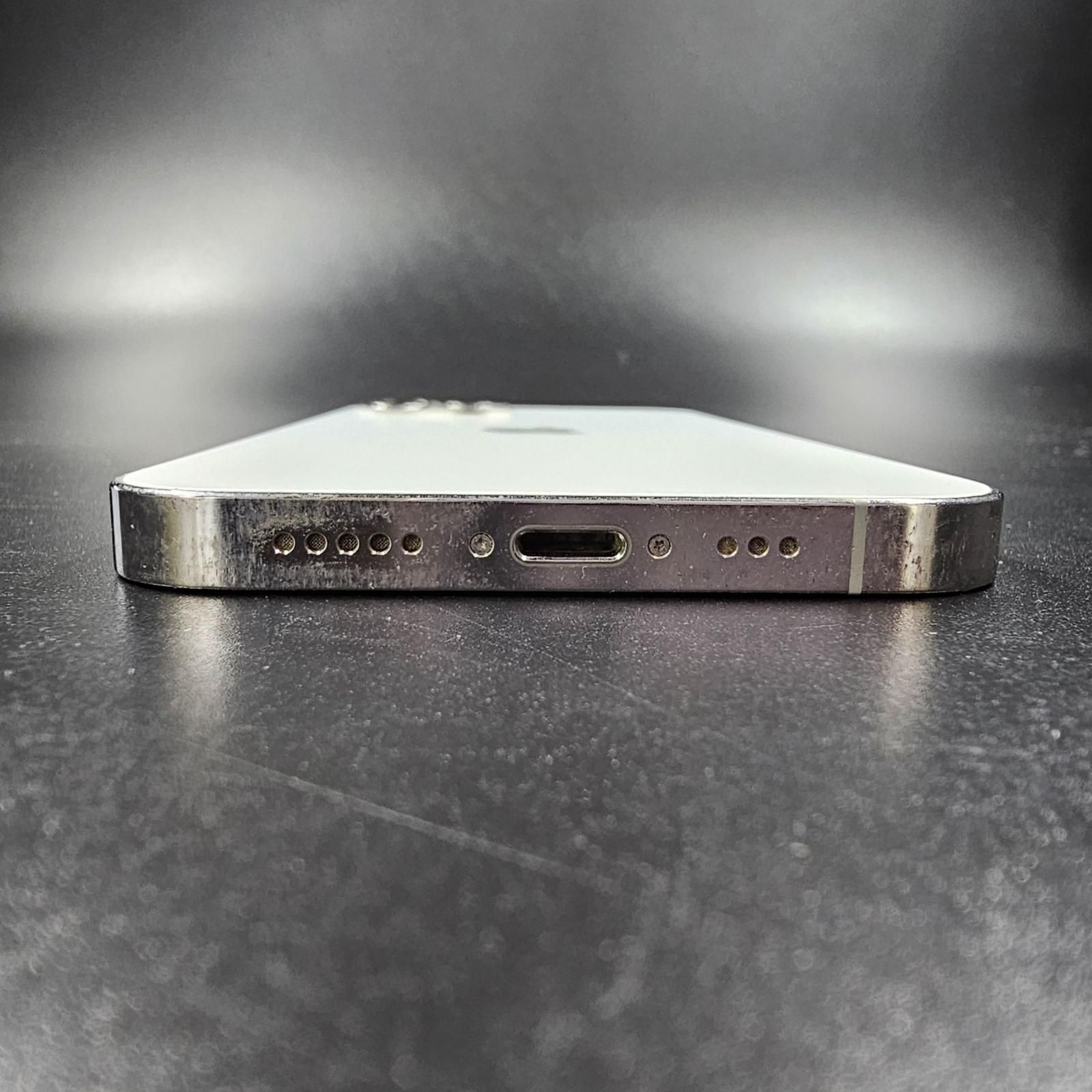 iPhone 12 pro シルバー 128 GB Softbank Apple iPhone 12 Pro 128GB SoftBank [シルバー] 価格比較