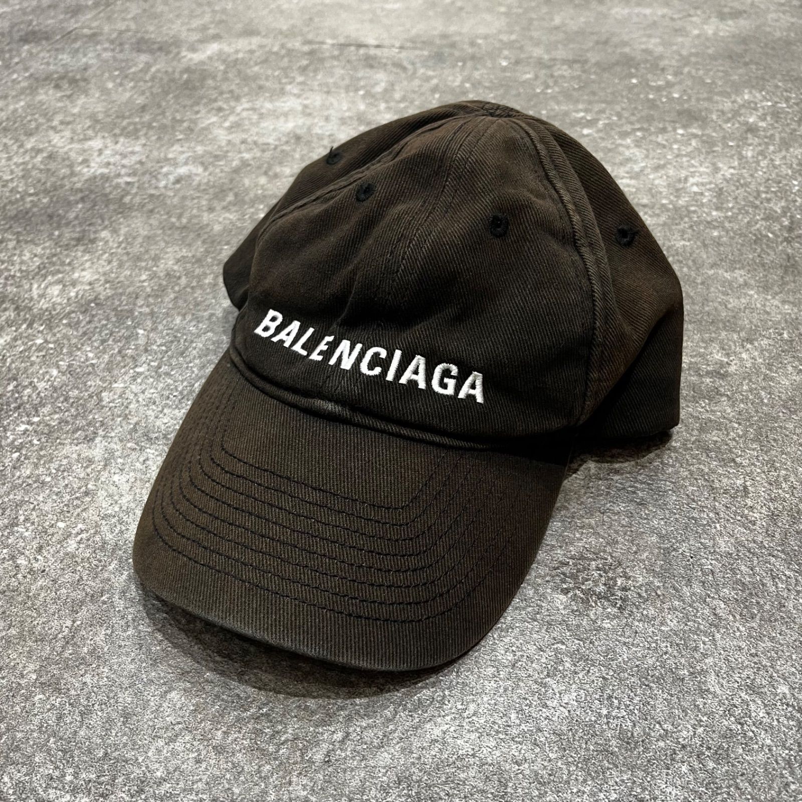 BALENCIAGA 刺繡ロゴ キャップ 帽子 バレンシアガ ブラック 93138A2