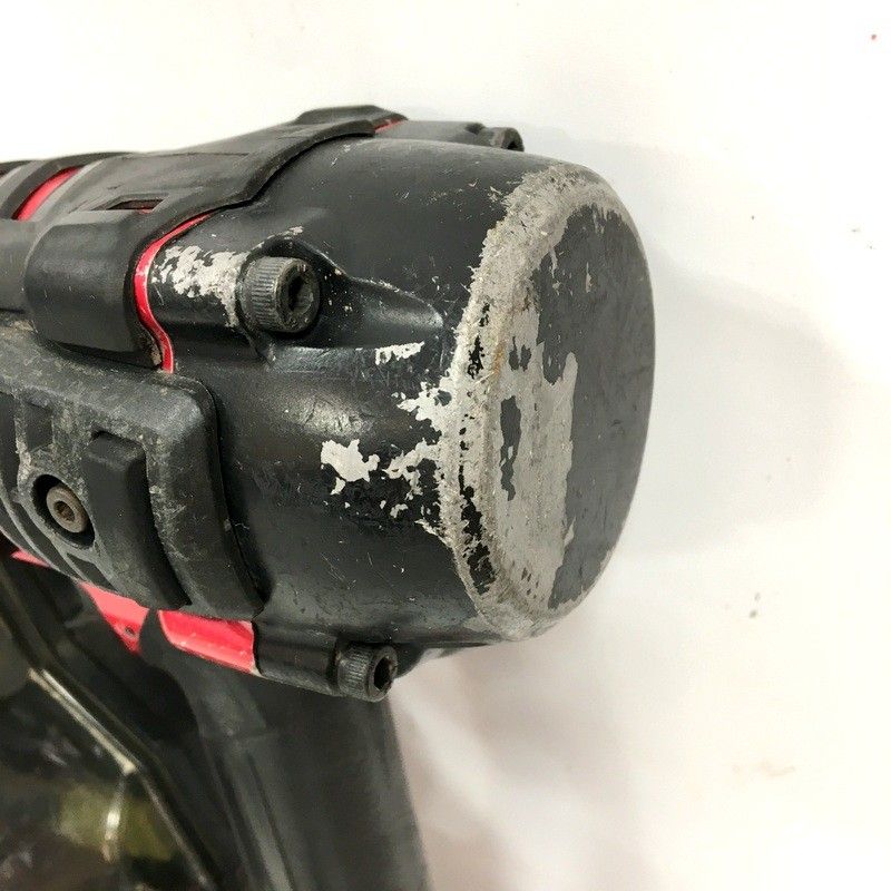 レッド makita