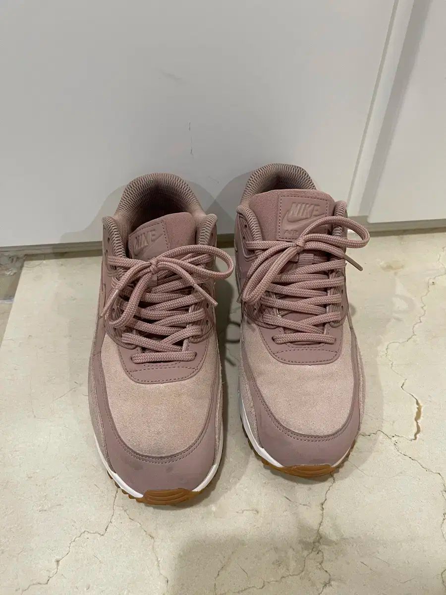 NIKE(ナイキ) マックス 90 235 日本で購入