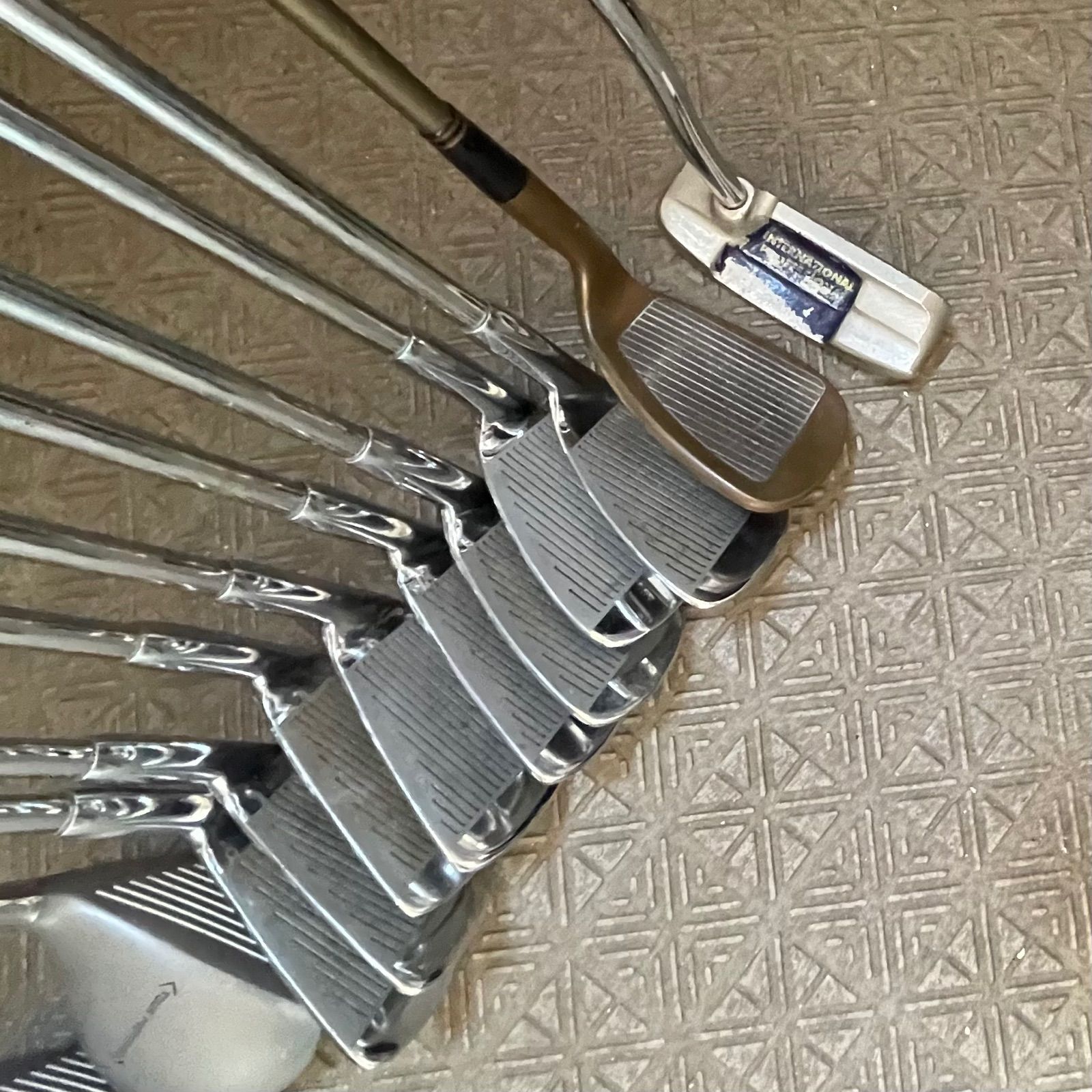 ❸n【送料込み】 3-03-@16【メンズ】Rフレックス【男性】タイトリスト  