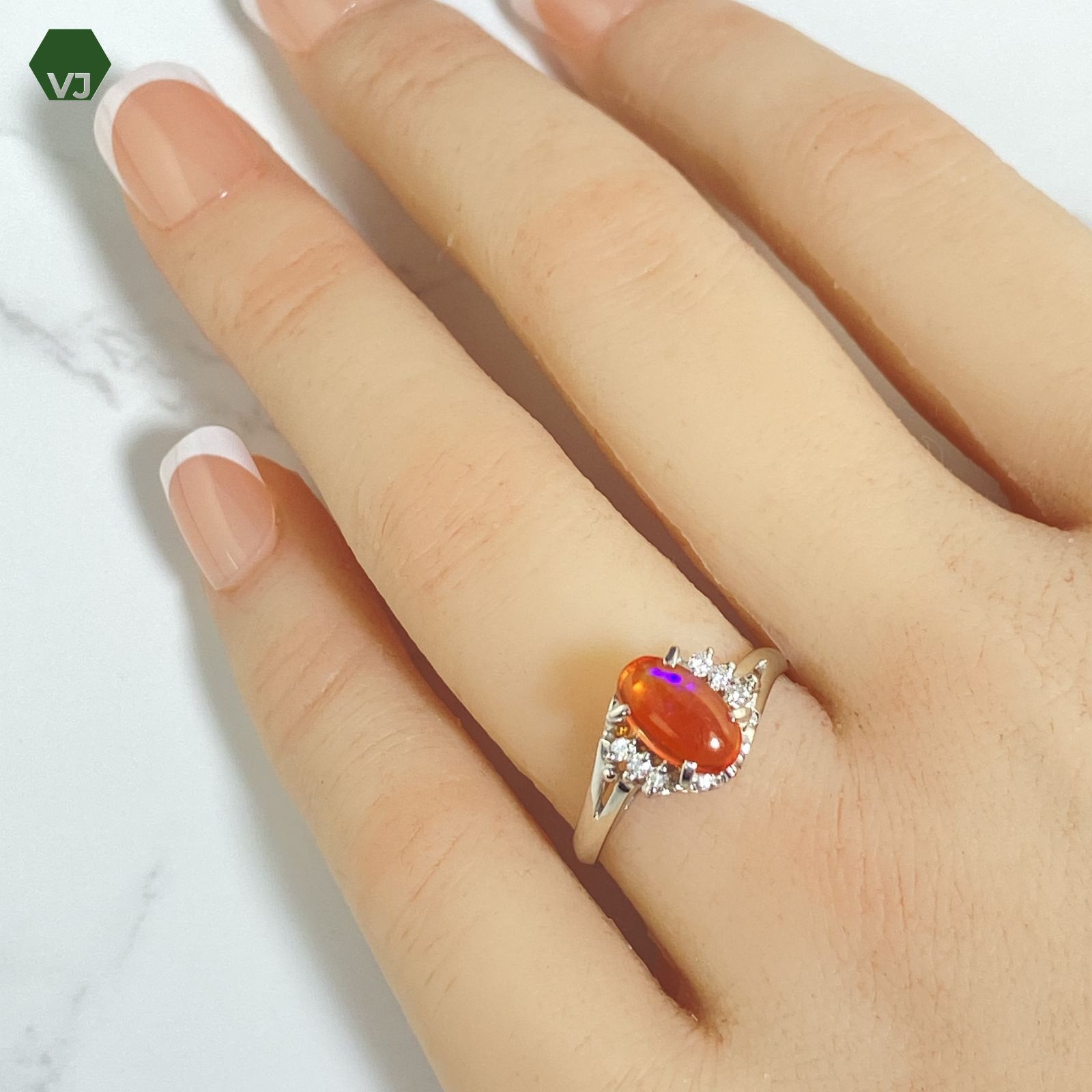 30-05】ファイアオパール ダイヤモンド リング 0.72ctD0.07ct 【中古  