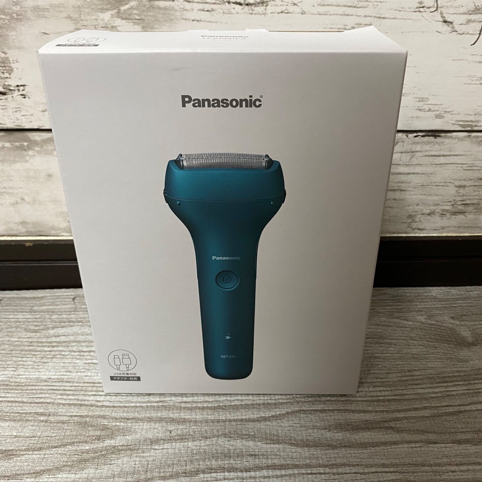 新品 Panasonic パナソニック ES-RT4AU-A 3枚刃 USB充電