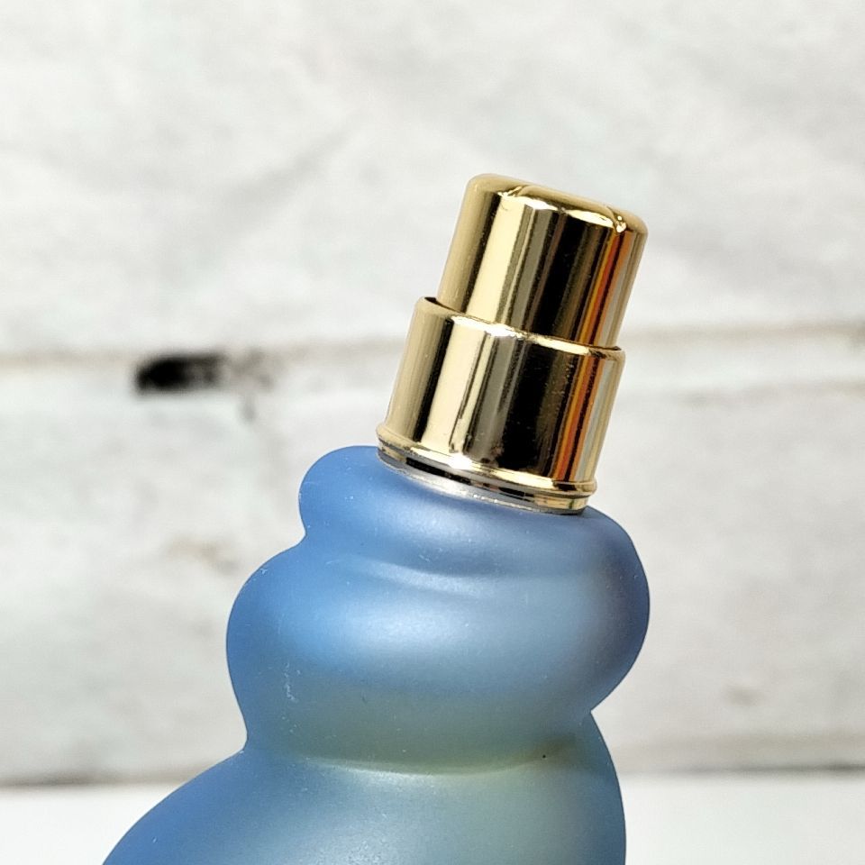 D 61 【 Nina Ricci 】 30ml ほぼ満タン les Belles de Ricci