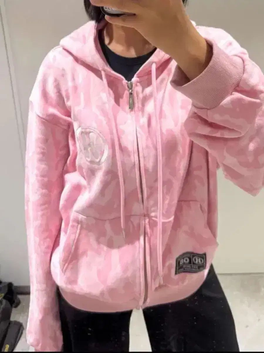  THE MYSTERIOUS HOTEL ザ ミステリアス ホテル カモ WHO ジップアップ フレンチテリー ピンク 新 商品 パーカー トップス
