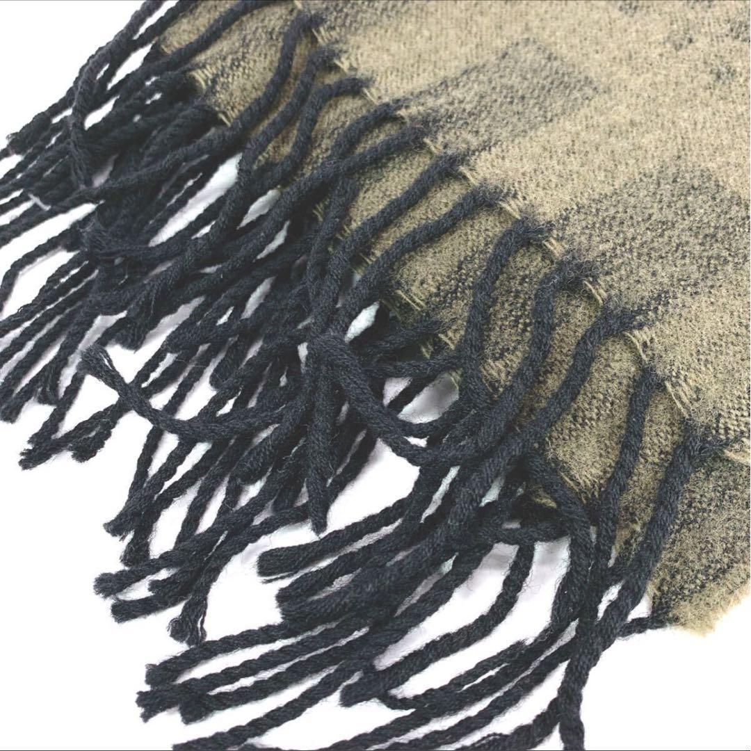 フェンディ マフラー