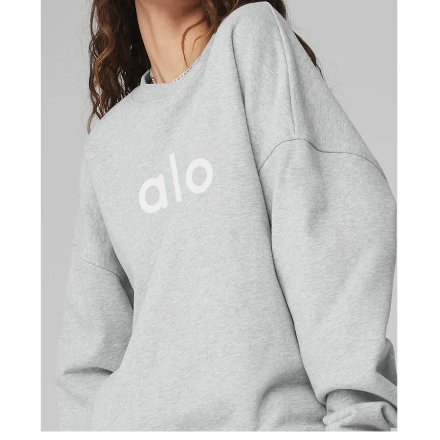 ALO YOGAさん長袖コートトレーナー長袖秋冬用スウェットシャツです アローヨガ ALO YOGA レディース 長袖コート ミニ丈 トレーナー