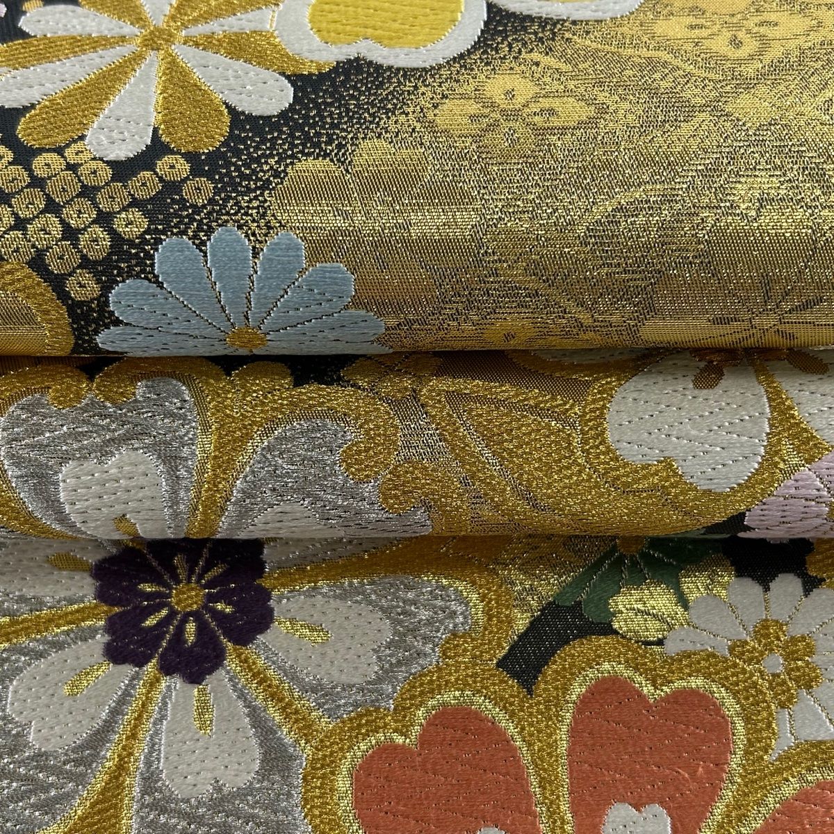 ⑥④①七宝 夏帯 正絹 唐織 金糸 六通 袋帯 未使用品 袋帯 美品 逸品 花丸文 波 金糸 唐織 クリーム 六通 正絹｜中古