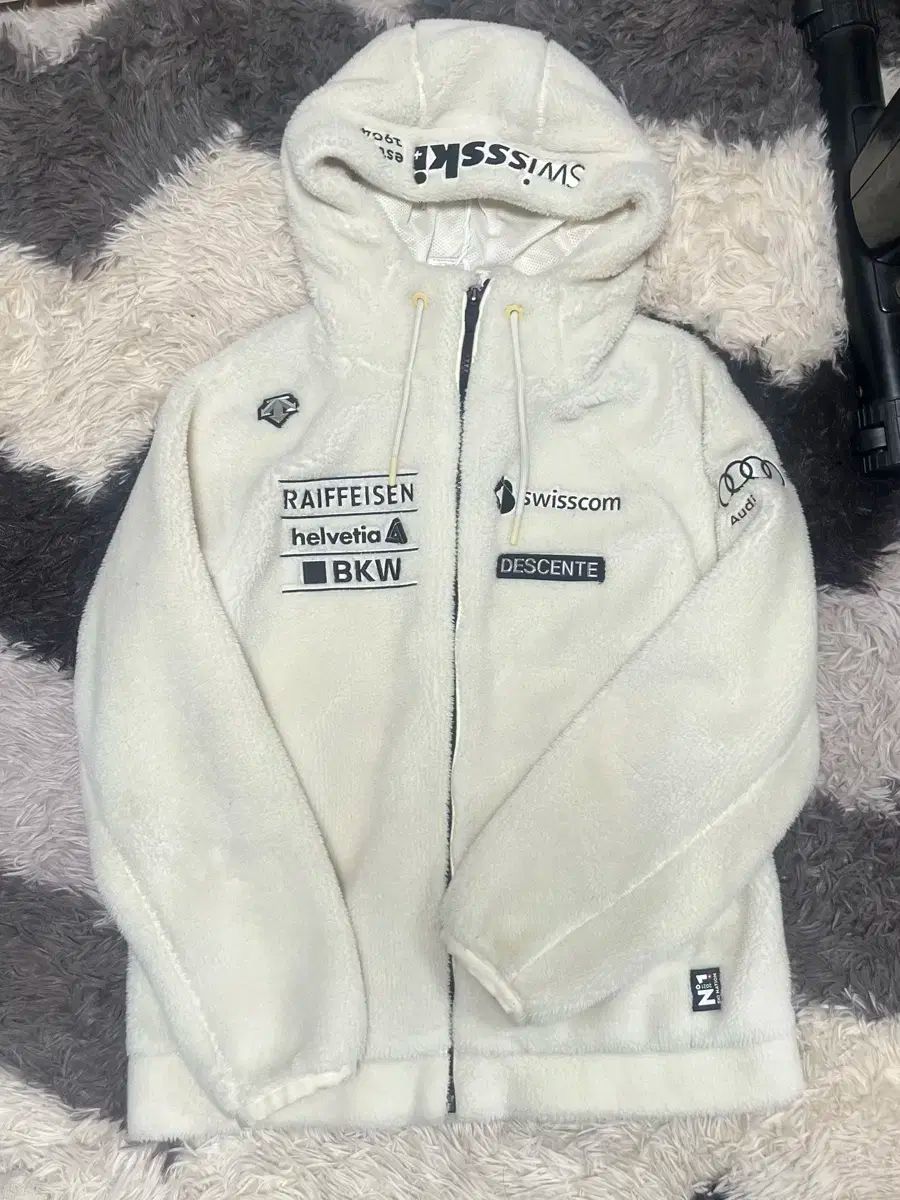 DESCENTE(デサント) フリース 買ったものの大き過ぎて！