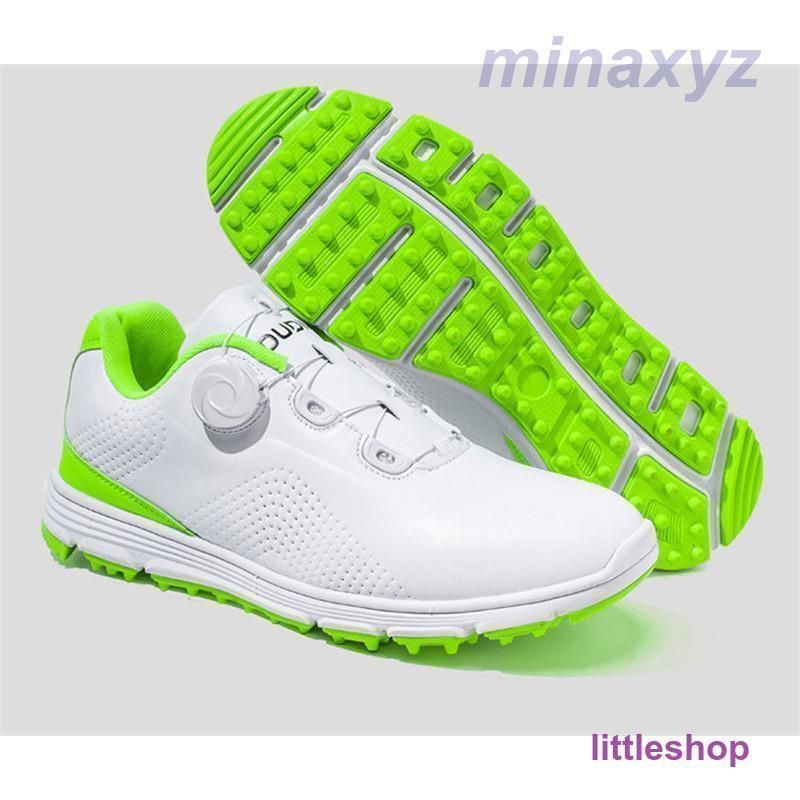 ウォーキングシューズ