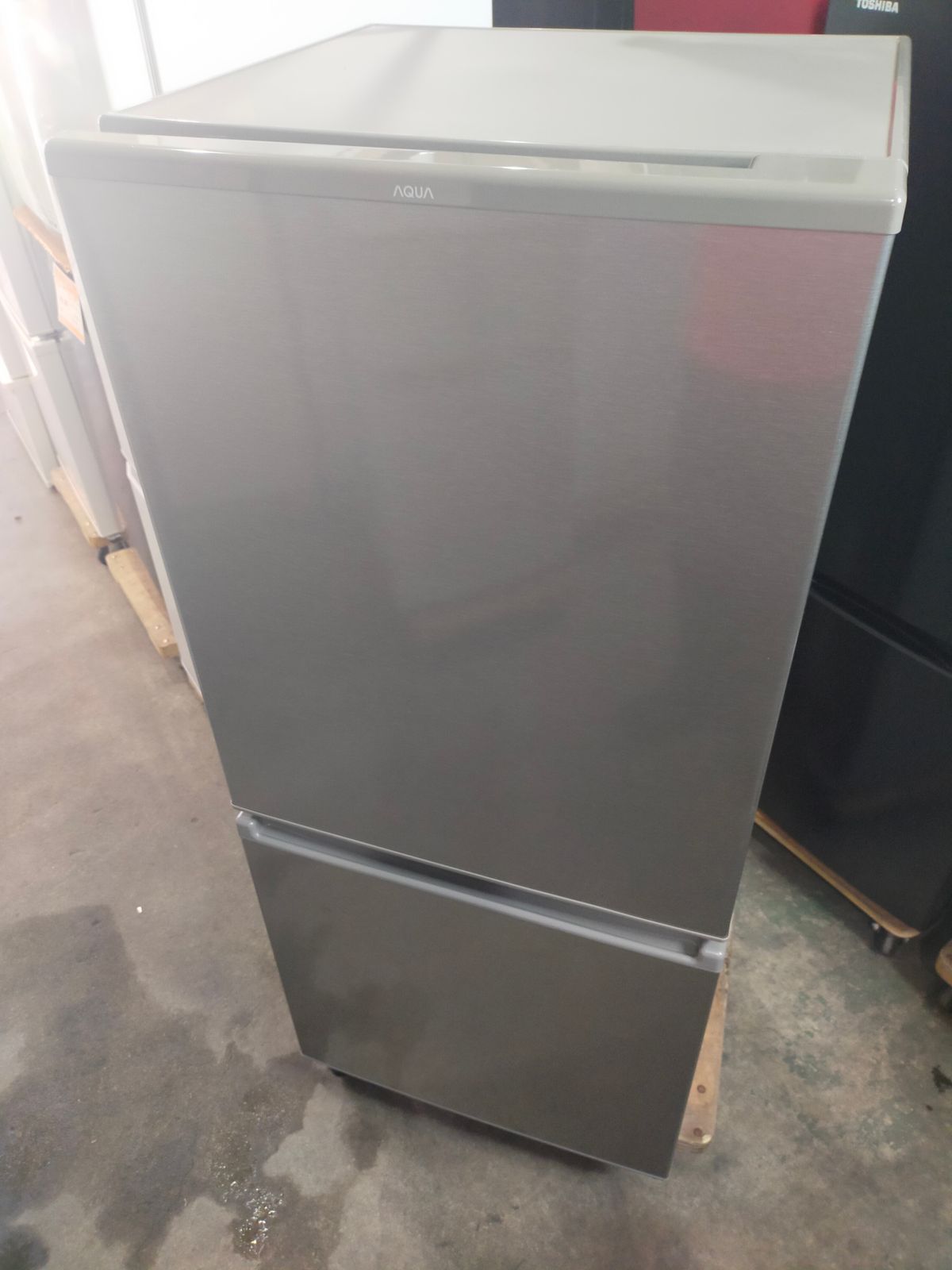 冷蔵庫 アクア AQR-17E8-S 168L