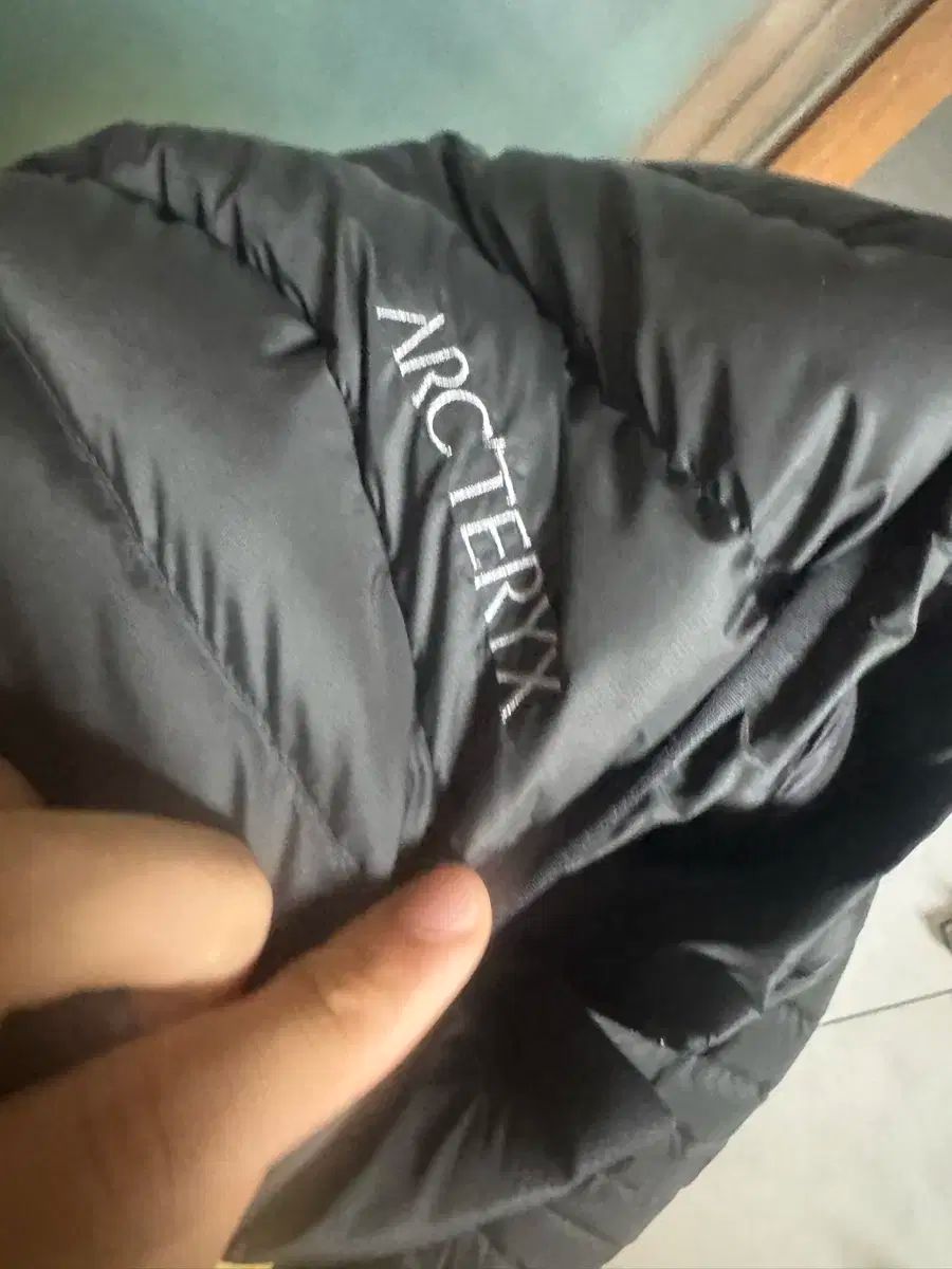 25 年 ARC TERYX アークテリクス ARC TERYX Cerium アークテリクス セリウム フーディー パーカー ブラック 新型