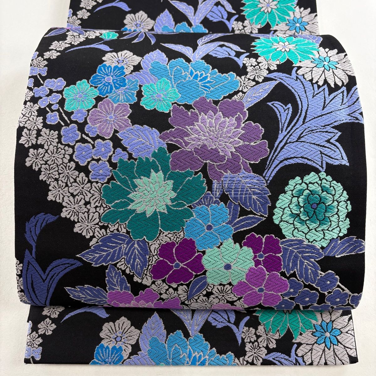 袋帯 美品 名品 草花 黒 六通 正絹 【中古】 - メルカリ