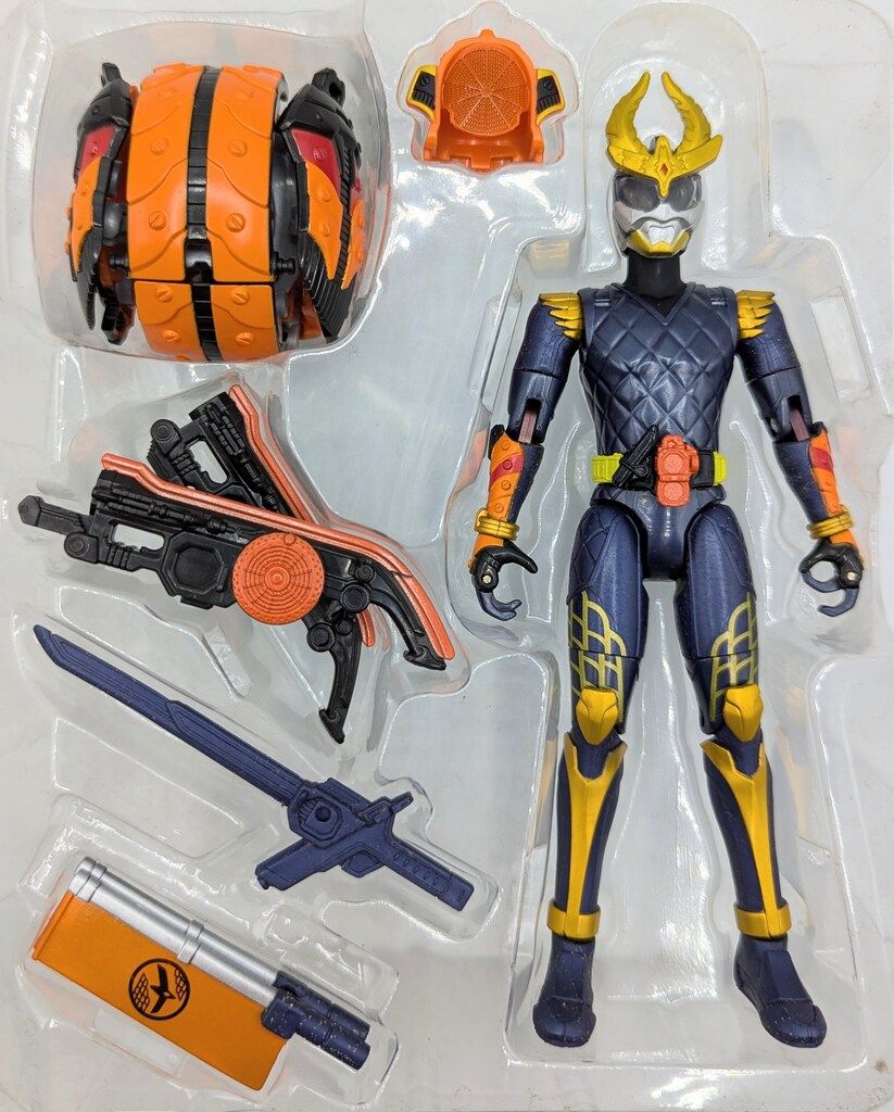 バンダイ アームズチェンジシリーズ 仮面ライダー鎧武 仮面