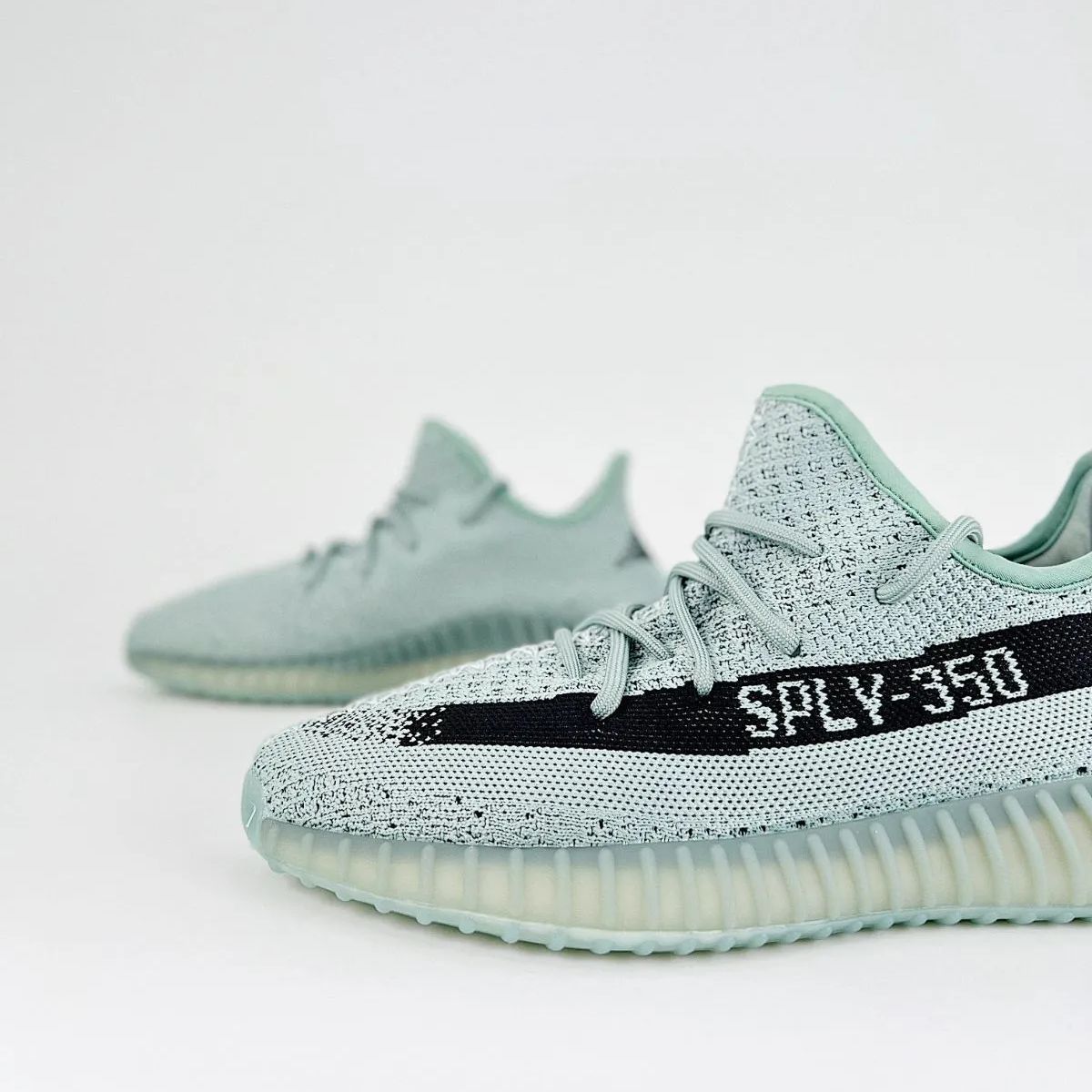 adidas YEEZY Boost 350 V2 "Salt/Core Black" アディダス イージー ブースト 350 V2 "ソルト/コアブラック"