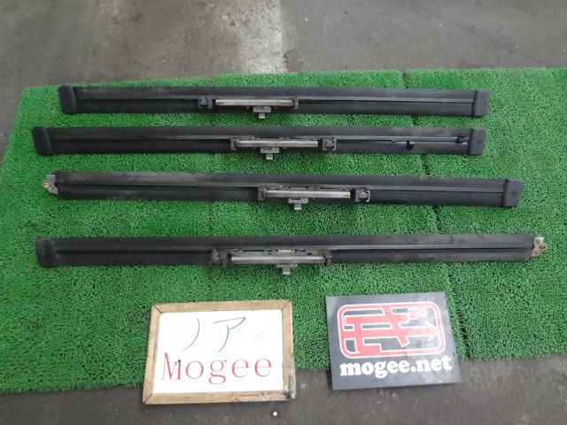 3FM5501 BK3 トヨタ ノア ZWR80G 前期型 ハイブリッドX 7人乗り