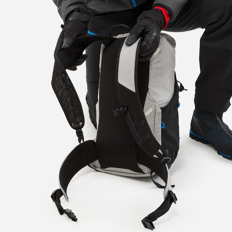 ミレー MILLET ユニセックス メンズレディース トリロジー ジョラス 20 5 MIS 2441 軽量 通気性 簡易雨蓋 撥水加工