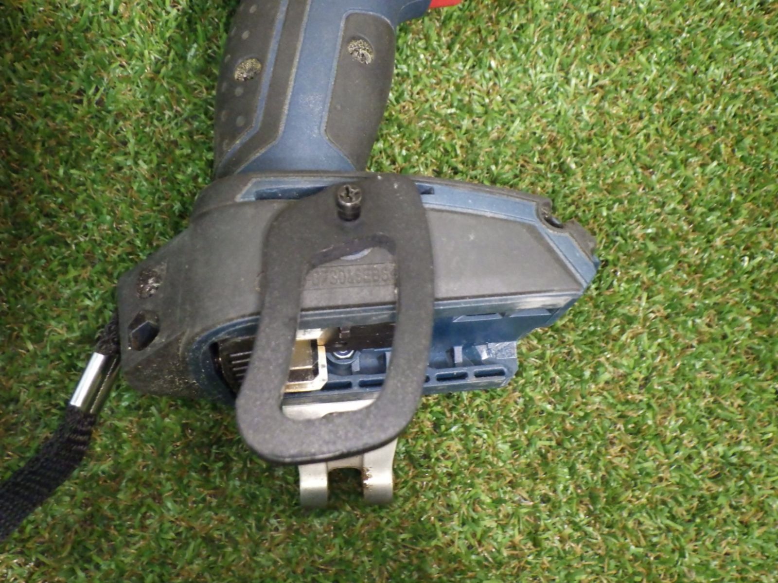 18V