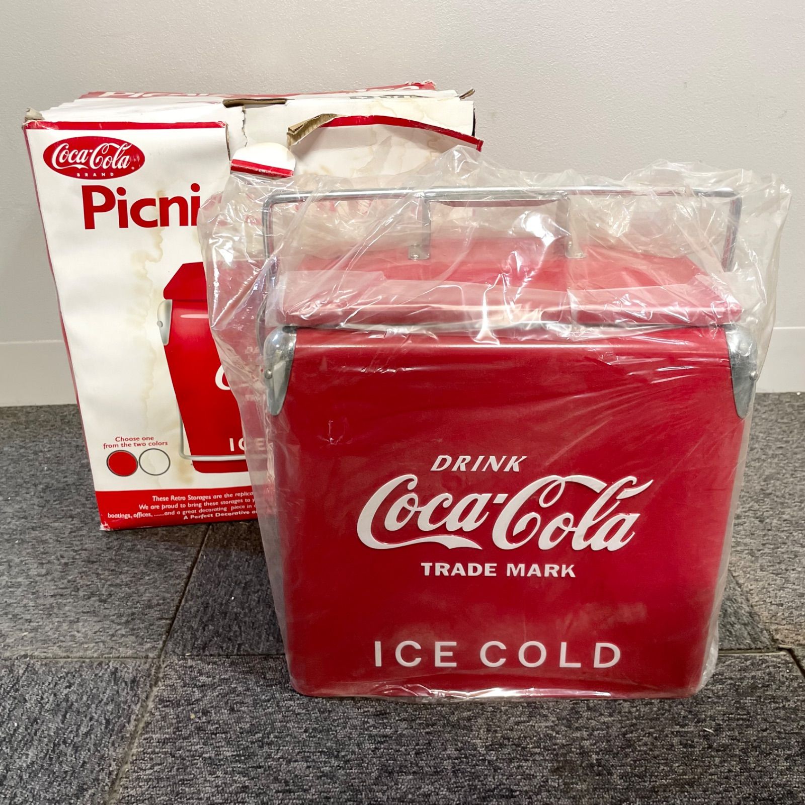 コカ・コーラ レトロ ピクニックストレージ レッド クーラー