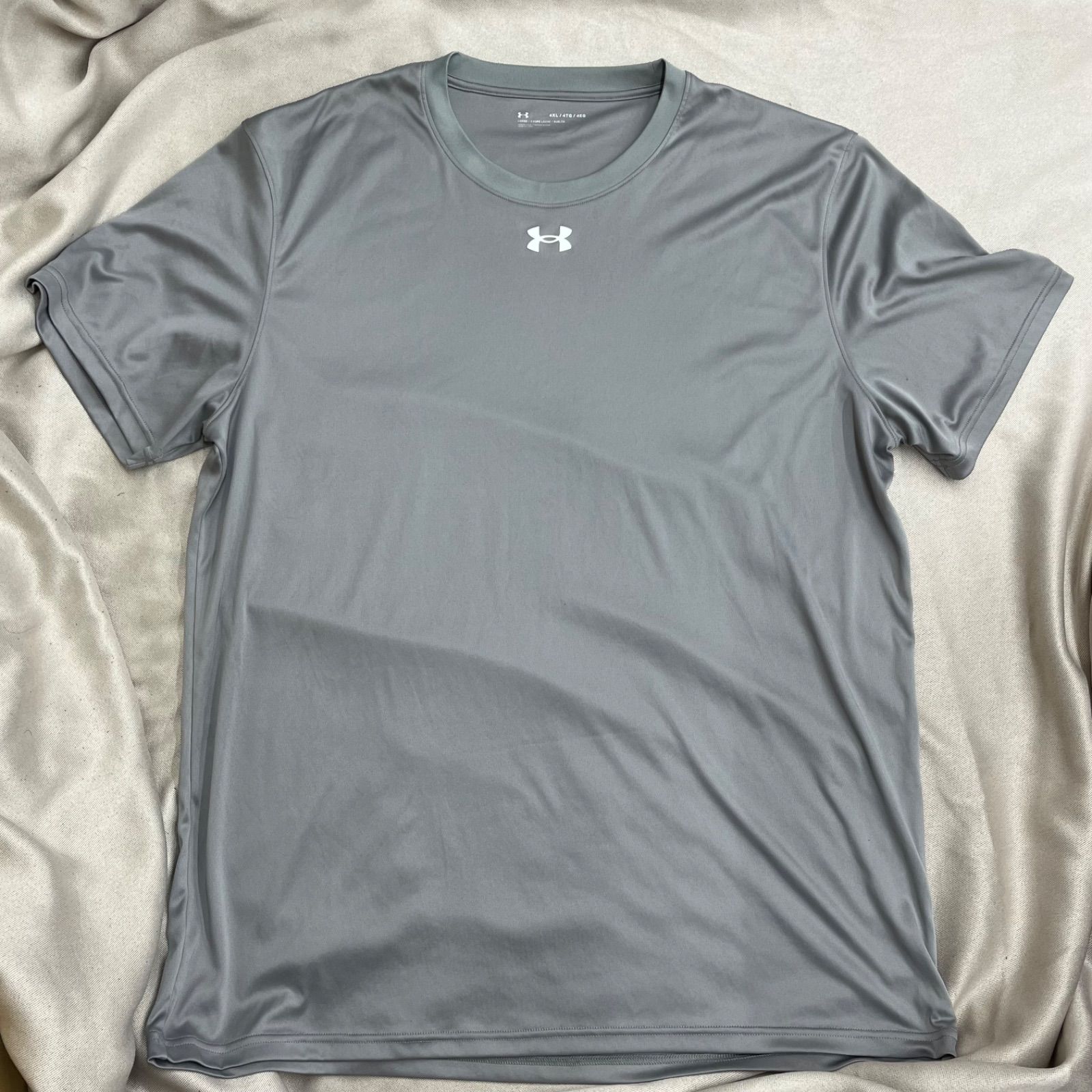 UNDER ARMOUR アンダーアーマー Tシャツ 4xl 5L 大きいサイズ