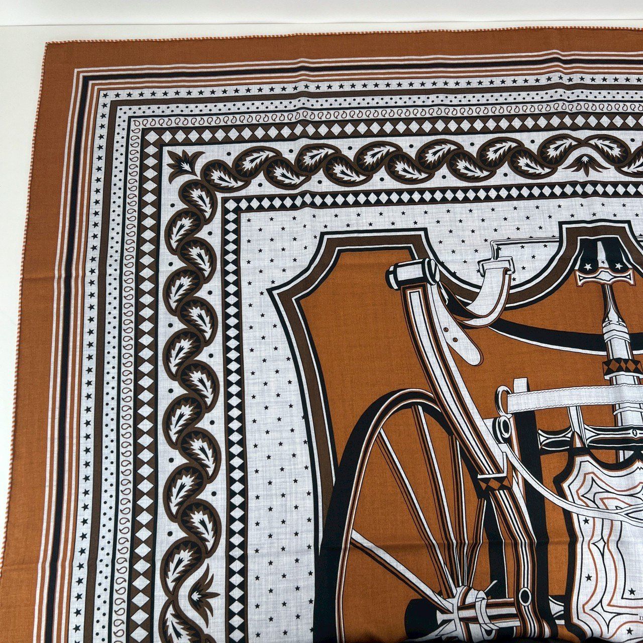 新品未使用 Hermès エルメス Châle 140 Les Roues de Phaéton  