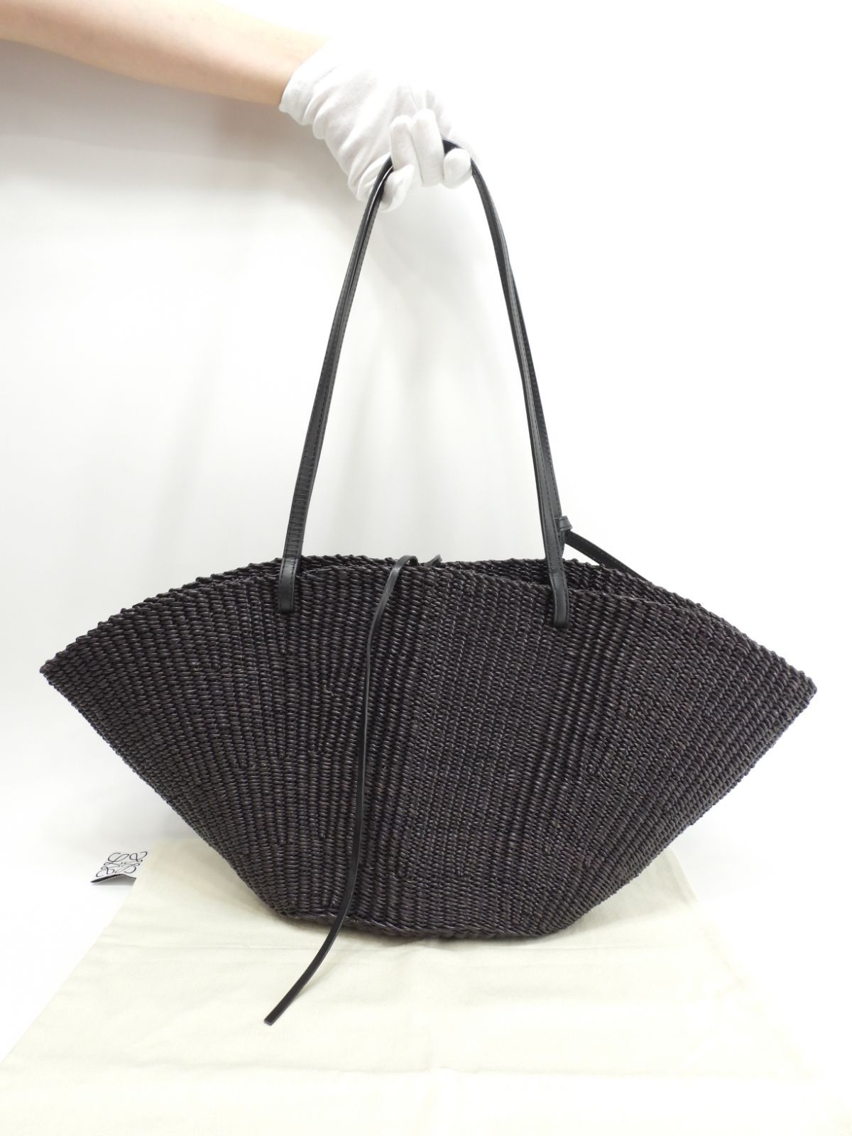 ロエベ バスケットバッグスモール シェル 黒 カゴバッグ トートバッグ