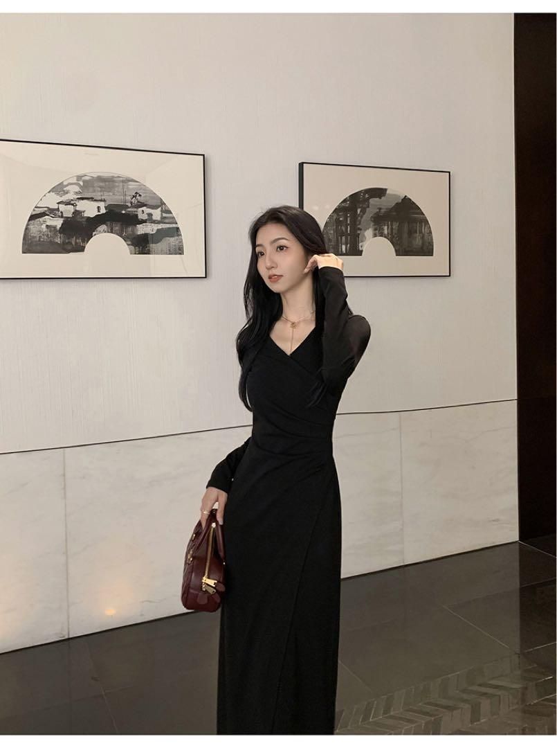 ハイエンドブラックVネックタイトワンピ 春のモテファッション女子会デート用
