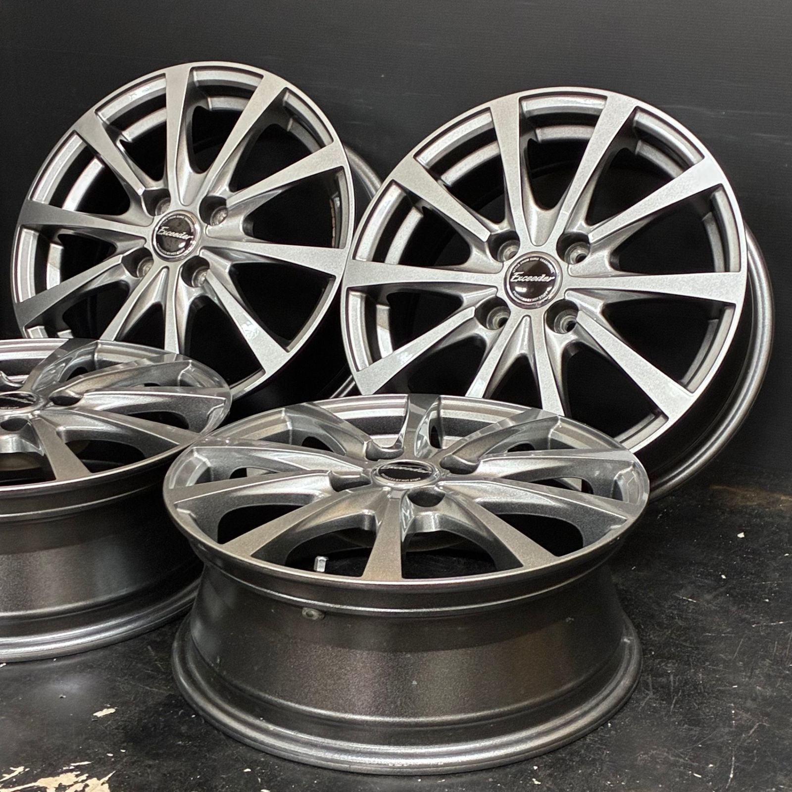 【1円スタート 送料無料】アクア スイフト等に エクシーダー 15in 5.5J +48 ブリザック VRX 175/65R15 ヴィッツ フィット ノート デミオ 交換用にエクシーダー 15in 5.5J +45 PCD100 ノーストレック N3i 175