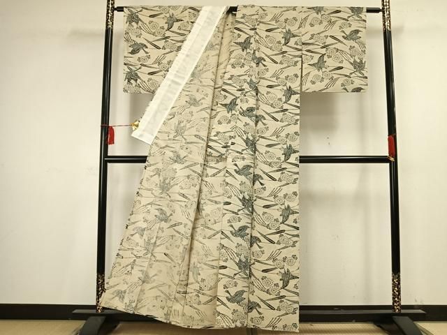 平和屋着物▽上質な紬 単衣 花鳥文 反端付き 正絹 逸品