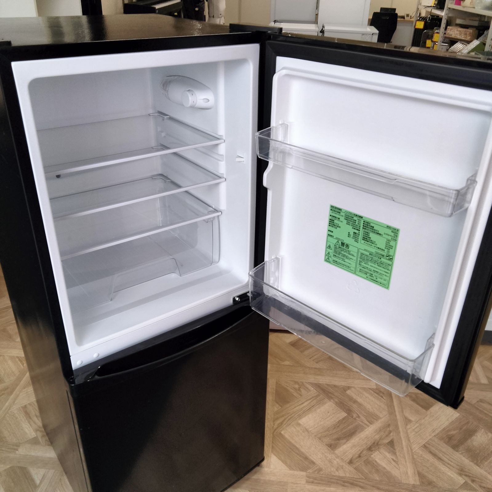 N-5747] アイリスオーヤマ 2024年製 人気 142L IRSD-14A-B アイリス