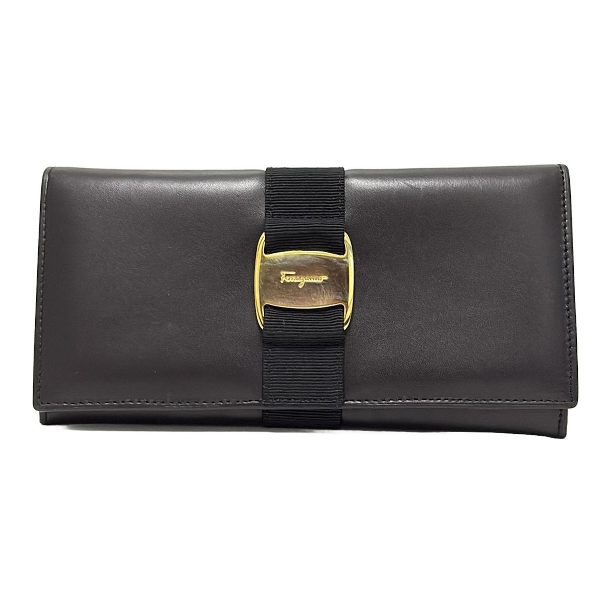 FERRAGAMO SalvatoreFerragamo サルバトーレフェラガモ 長財布 ヴァラ 黒×ゴールド レザー