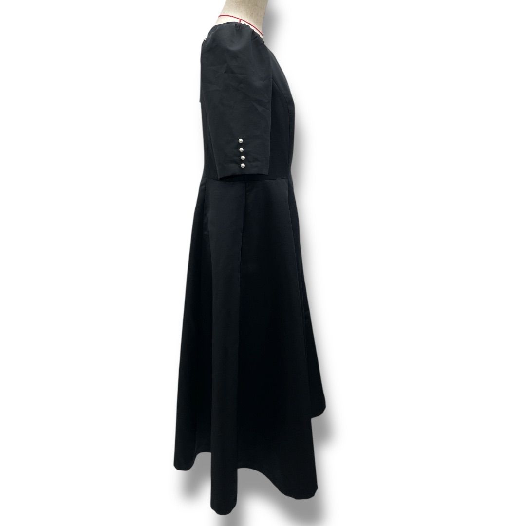 【ジョリーミニョン】 パール付き黒の長袖ワンピース　サイズ36 ジョリーミニョン】 パール付き黒の長袖ワンピース サイズ36