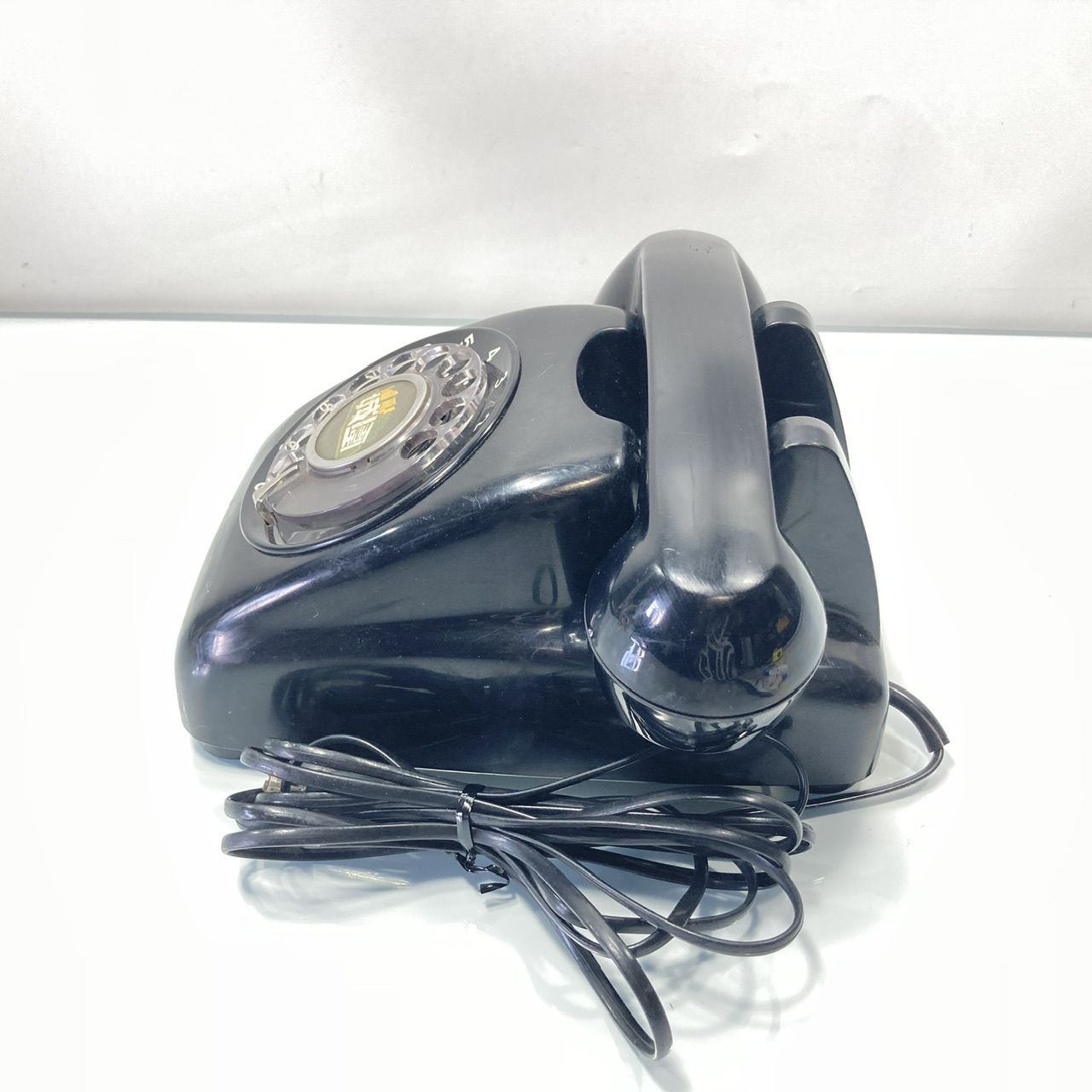 黒電話 ダイヤル式 昭和レトロ ジャンク品 (管理番号：OKU10469/B4-80 