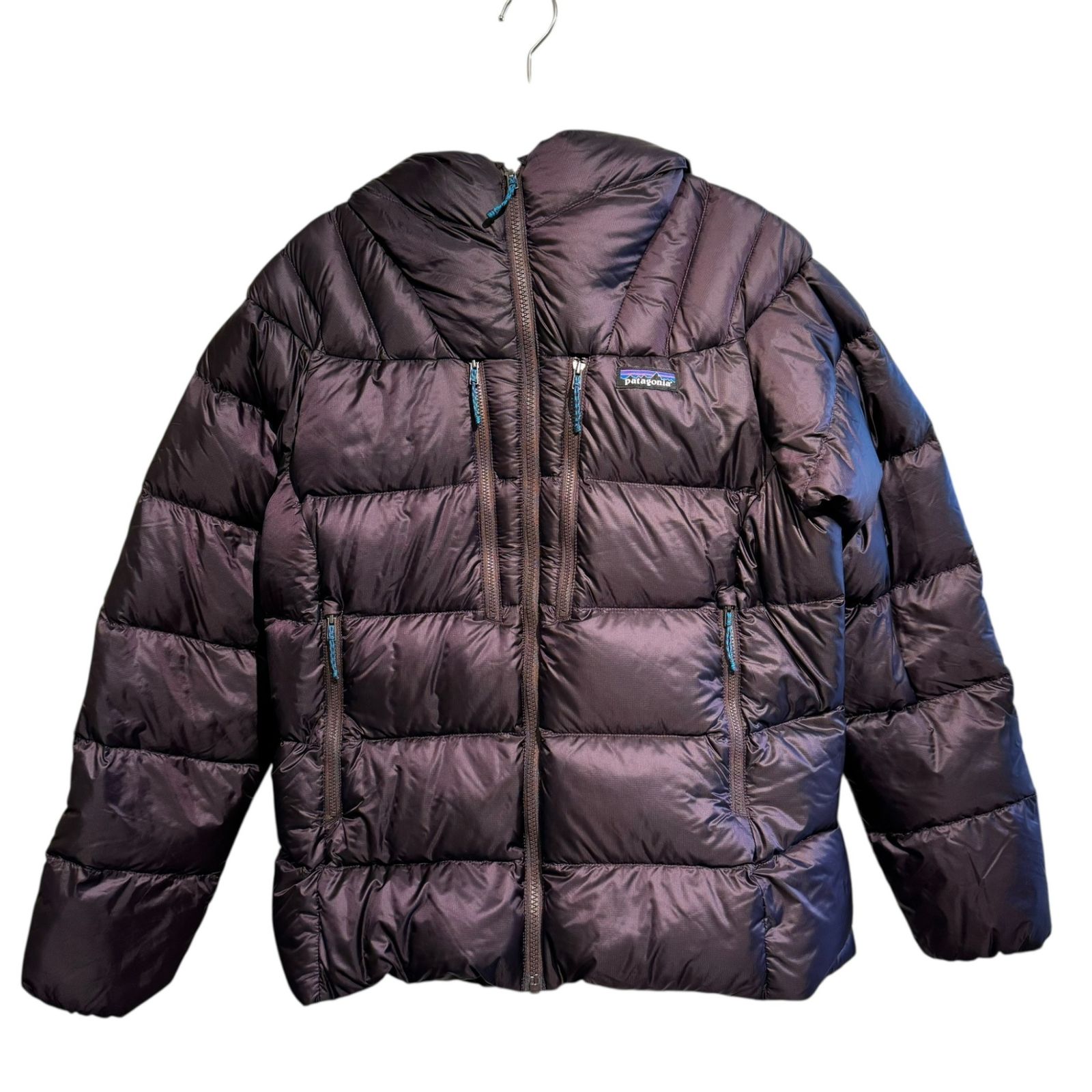 Patagonia ウィメンズ・フィッツロイ・ダウン・フーディ 期間限定価格 