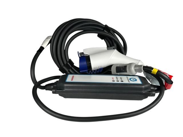 NISSAN 充電ケーブル AC200V 15A Nissan AC200V 15A 充電ケーブル NISSAN 充電ケーブル AC200V