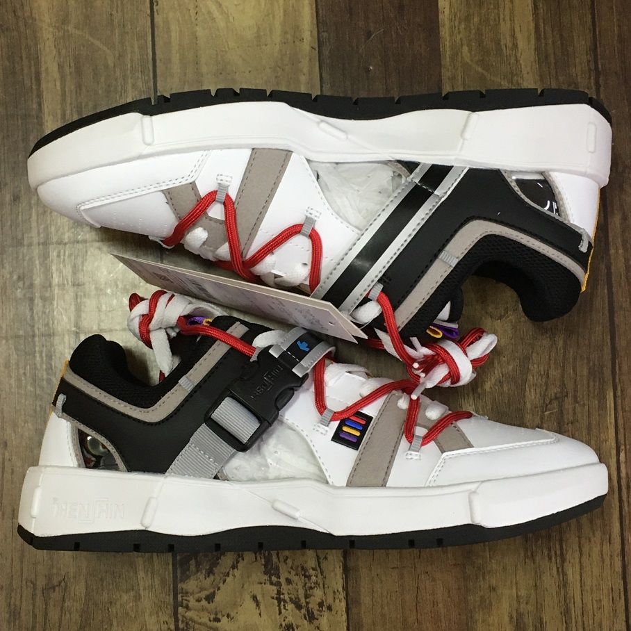77▢HENSHIN by KAMEN RIDER スニーカー UT1014-4 77▢HENSHIN by KAMEN RIDER スニーカー UT1014-4 - メルカリ