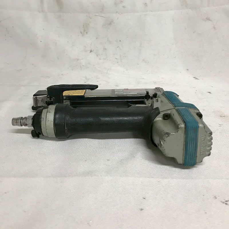 北見市発】マキタ makita 仕上釘打 AF502 シルバー (D6384kmmsYM)