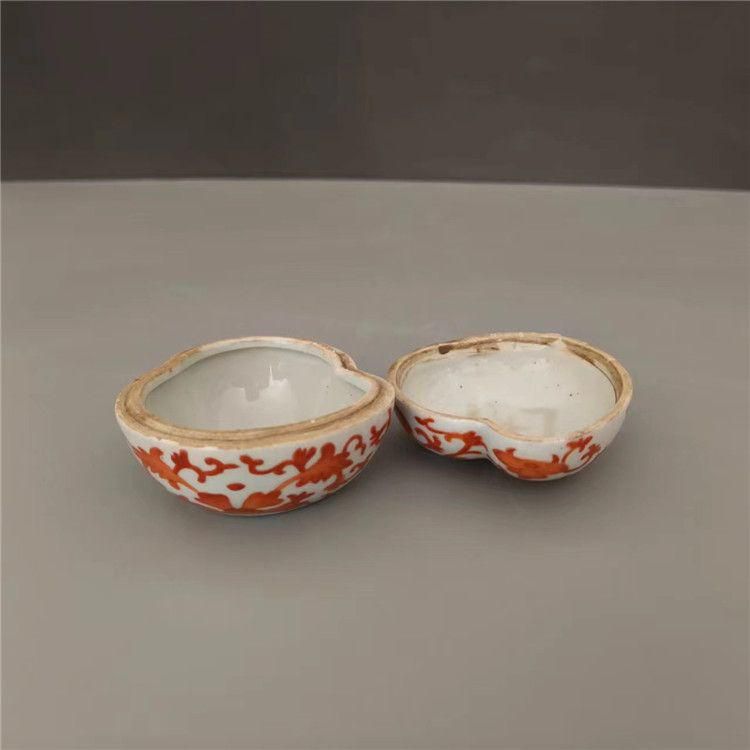 紅釉纏枝花卉蝙蝠桃形印泥盒 陶磁器 現代工芸品 美術品 置物