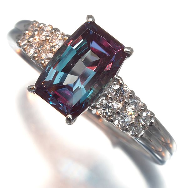 クレサンベール リング 再結晶アレキサンドライト 2.31ct ダイヤ
