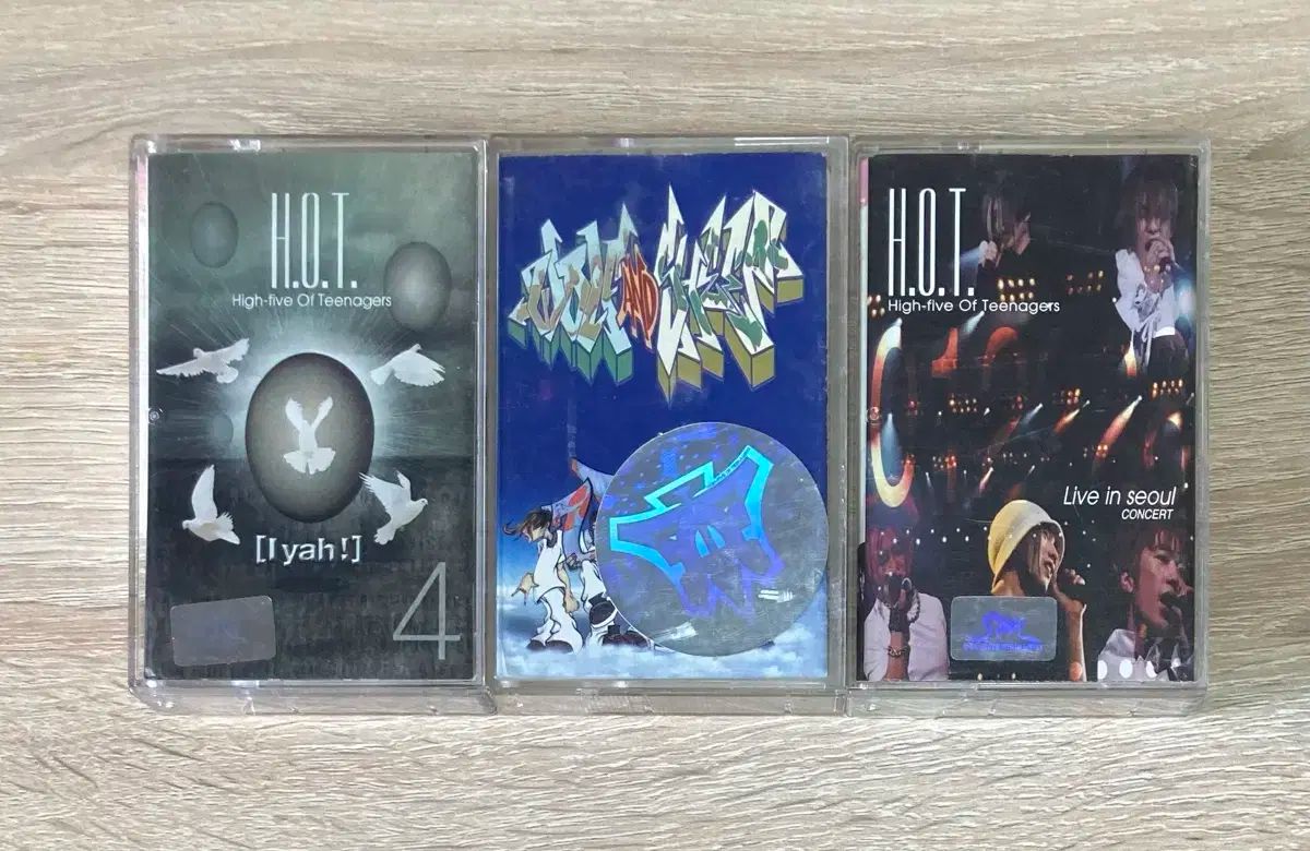 氷室京介 JUST MOVIN' ON（特典付き） 20th Anniversary ALL SINGLES