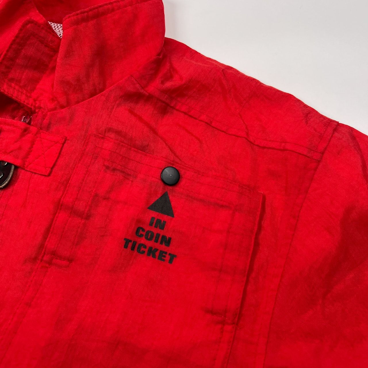 ナイロンジャケット