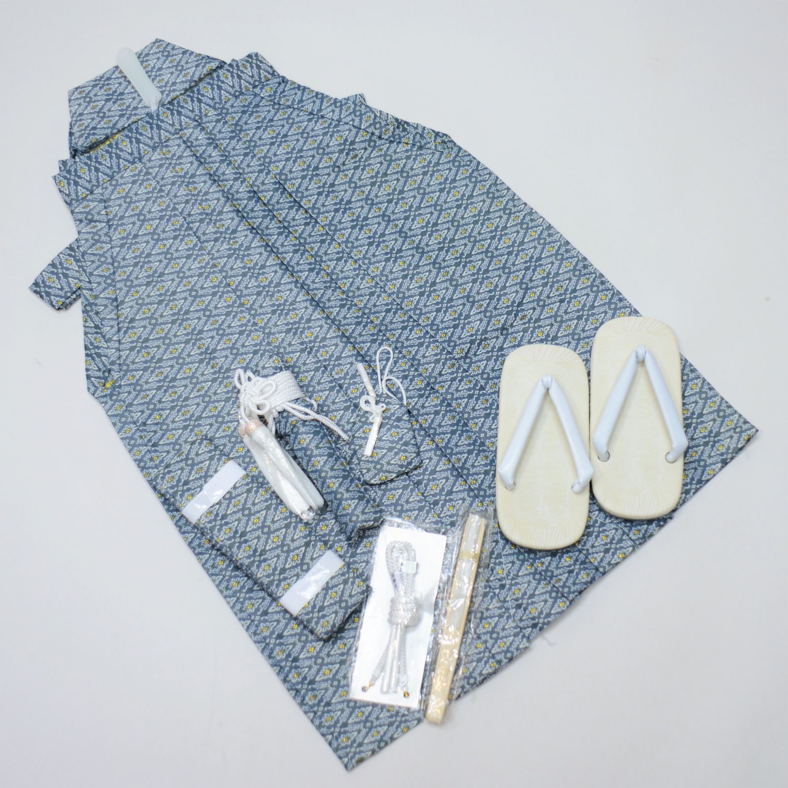 お宮参り産着 男児 正絹 のしめ 金刺繍 グレー地 綸子地 祝着 NO32515