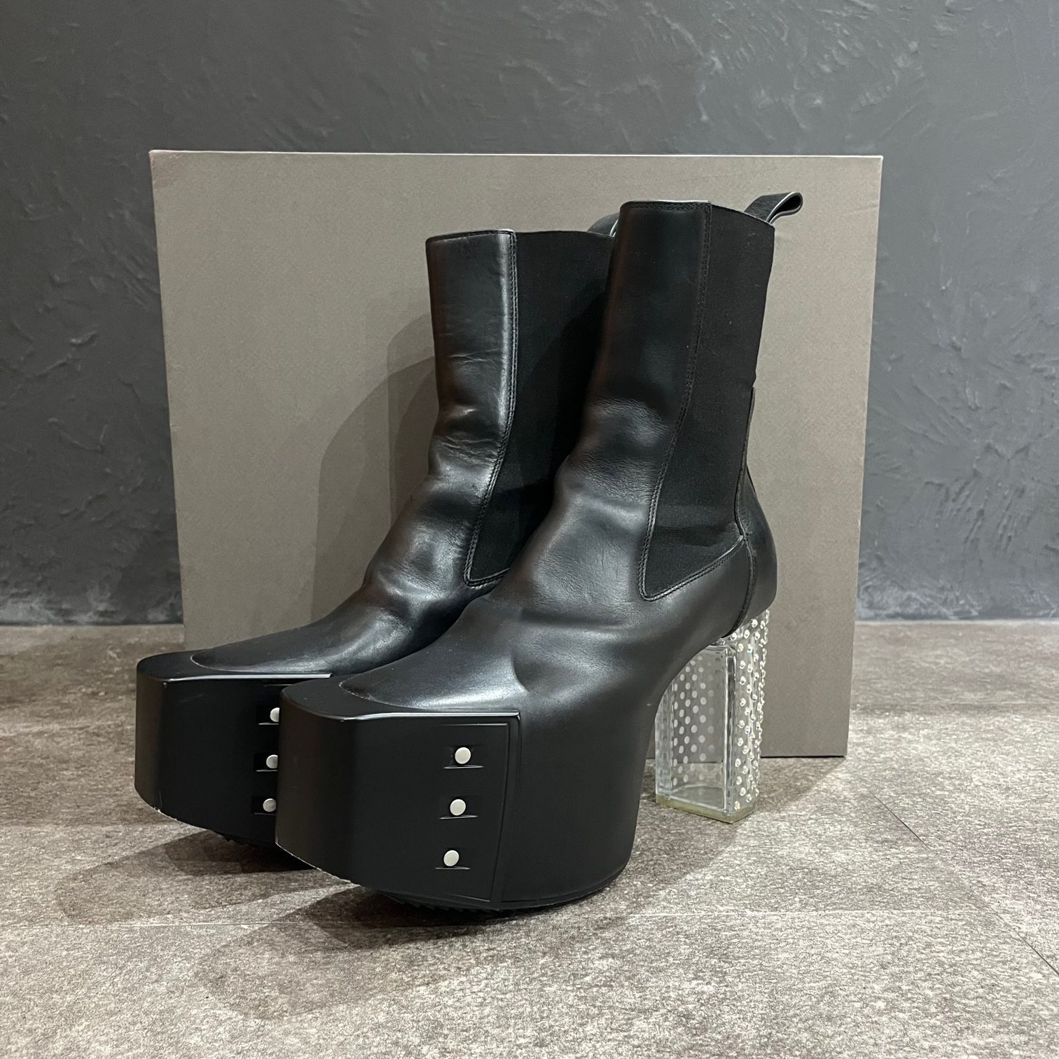 国内正規 Rick Owens Grill Kiss Boots RU02A5825 グリル キスブーツ チャンキーソール リックオウエンス 42  57935A - メルカリ